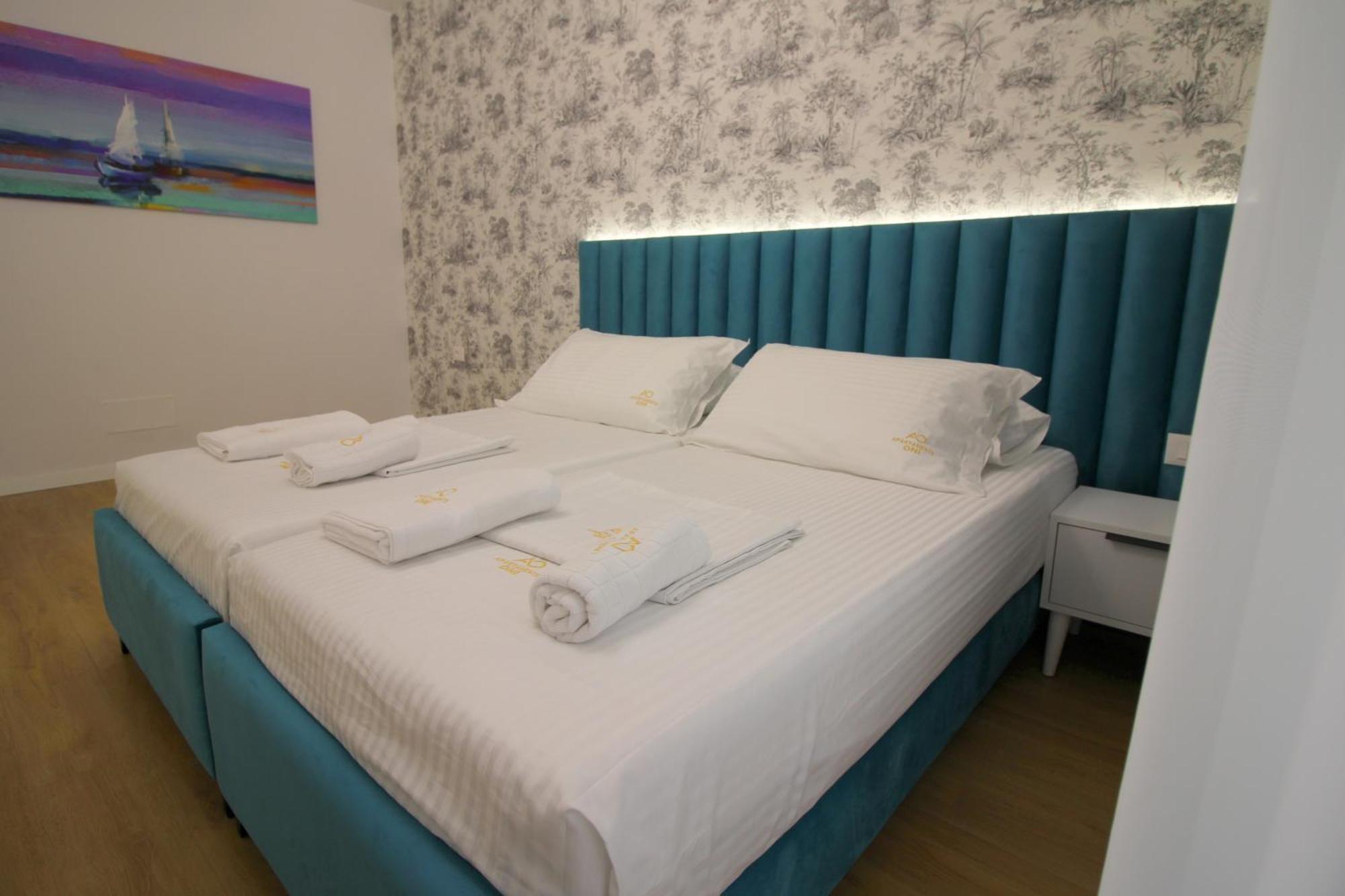 Oni Apartments Sarandë Exterior foto